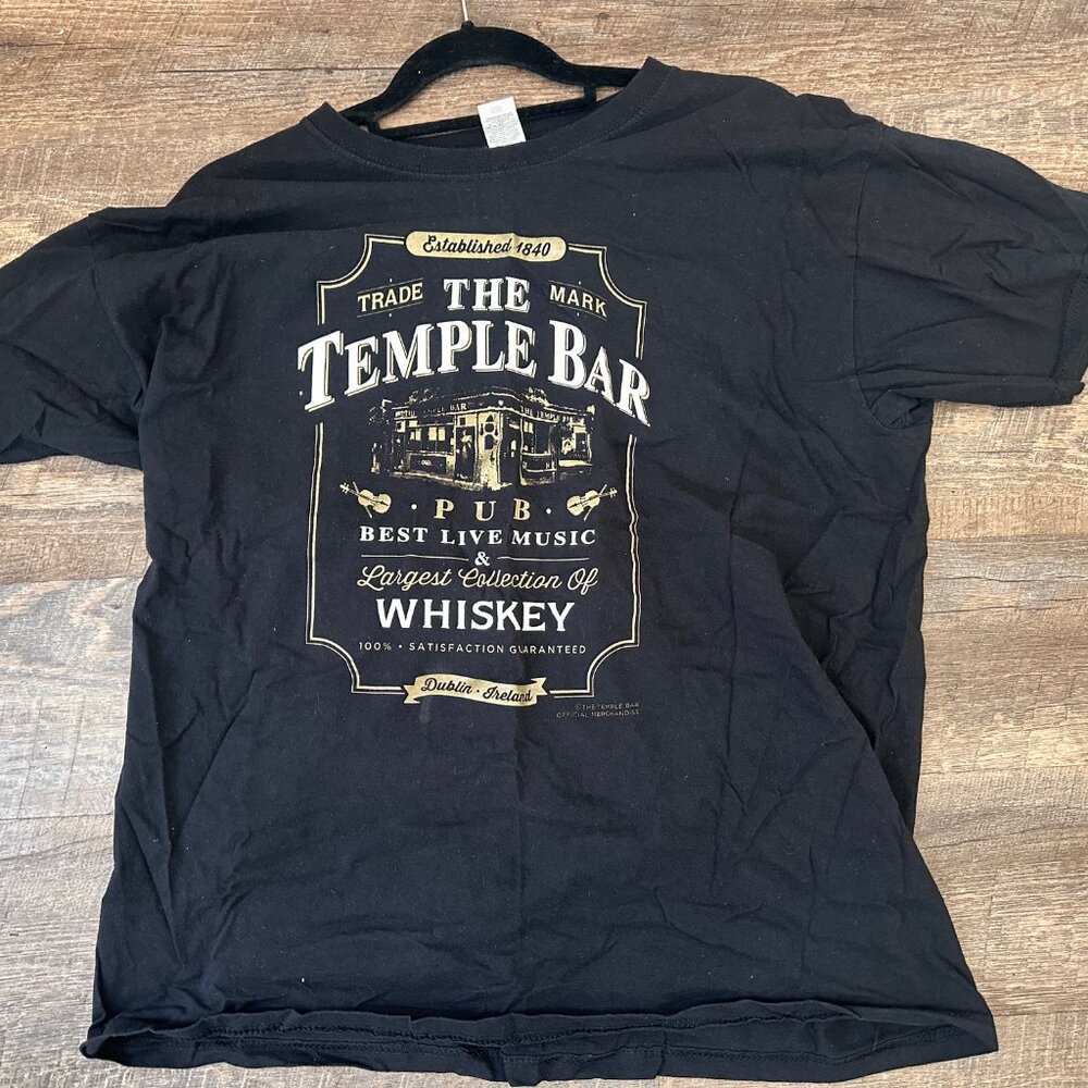 Original Famous Temple Bar T shirt from Ireland, Black, XL